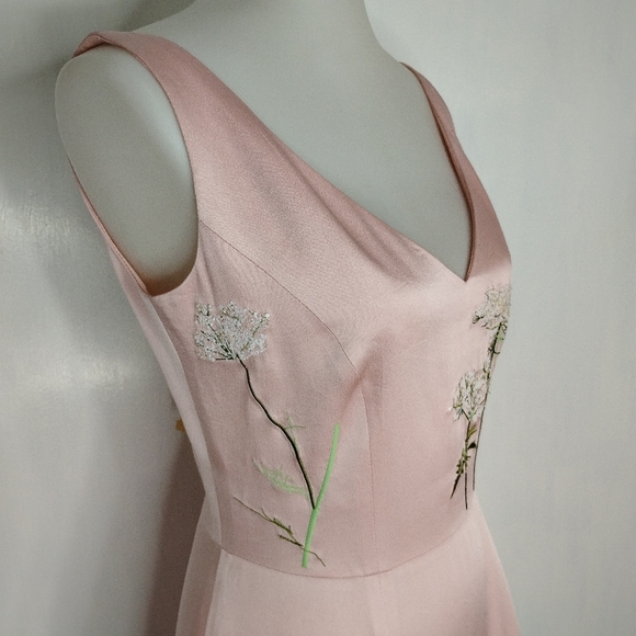 ROMANTIC ALICE ARCHER IVY DRESS - Picture 15 of 15